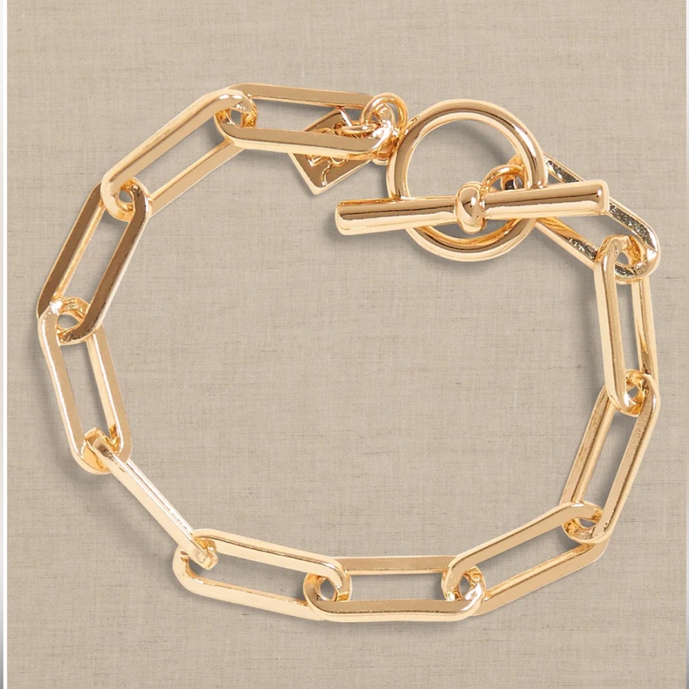 NWT Banana Republic Gold Paperclip Bracelet